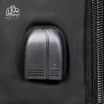 تصویر اختصاصی از نمای پورت USB کوله‌پشتی کمل کد k81 در رنگ مشکی