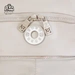 تصویر اختصاصی از زیپ کوله‌پشتی بوبو کد ۱۸۵۰ در رنگ کرم