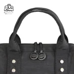 تصویر اختصاصی از دستهٔ کوله‌پشتی حاصل کد ۱-۱۵۲۷ در رنگ مشکی